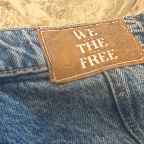 Free People Barrel Jeans - Picture 2 of 9